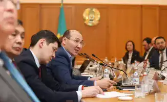 Круглый стол по развитию фондового рынка: ключевые направления и новый закон