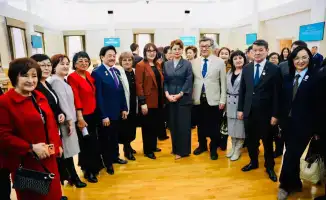 Обсуждение проекта новой Конституции в Уральске с интеллигенцией и гражданским обществом