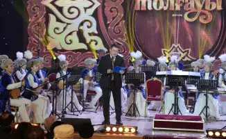 Алматы отпраздновал 180-летие Жамбыла Жабаева