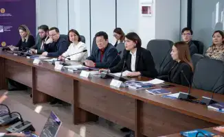 Обсуждение цифровизации и совещательных институтов на заседании экспертного клуба в Астане