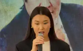 Литературно-музыкальный вечер в честь 95-летия Мукагали Макатаева собрал ценителей поэзии