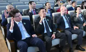 Алматы закладывает фундамент для защиты детских прав: депутаты маслихата создают новое управление