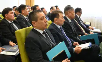 В Жетісу обсуждают проект новой Конституции с активом региона