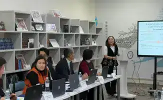 В Восточно-Казахстанском регионе обсудили влияние искусственного интеллекта на языковые изменения