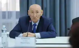 Создание культурного моста: Ербол Карашукеев и творческая интеллигенция Жамбылской области обсуждают будущее Казахстана