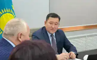 В Астане ветераны образования обсудили важные изменения в Конституции, касающиеся сферы образования