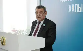 Во Дворце творчества в Семее прошла встреча с работниками образования по проекту новой Конституции