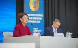 Обсуждение роли образования и технологий в будущем общества на заседании коллегии МНВО с участием Аиды Балаевой