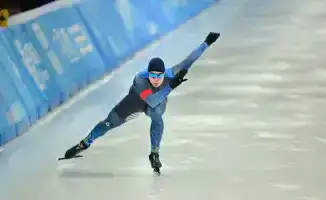 Успех Евгения Кошкина на Олимпиаде: достижения конькобежца и его влияние на популяризацию зимних видов спорта в России