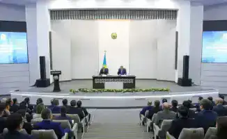 Итоги 2025 года: новый этап развития промышленности и строительства Казахстана под руководством Романа Скляра