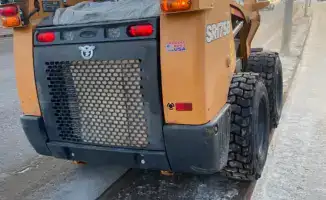 Зимний фронт: более тысячи единиц спецтехники борются с снежной стихией в Астане