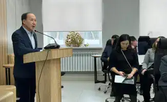 Обсуждение проекта новой Конституции Казахстана в Казахском агротехническом университете: акцент на человекоориентированное государство и развитие образования