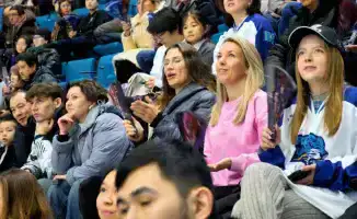 Поддержка Конституционных реформ во время матча «Барыс»: укрепление общественного диалога и единства в Казахстане