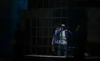 спектакль о моральных дилеммах и жизненных ориентиров для подростков