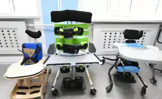 Министр здравоохранения посетила центр раннего вмешательства «Қамқорлық» и обновленную инфекционную больницу