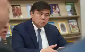 В Туркестанской области продолжается диалог с гражданами: первый заместитель акима отвечает на обращения жителей