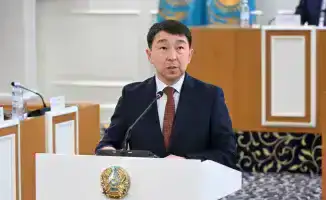 В Казахстане продолжается работа над новой Конституцией: гарантии неприкосновенности жилища обсуждаются на встрече с Бакытом Нурмухановым