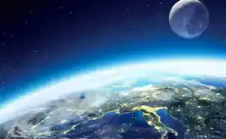 Лунные мечты отложены: NASA ставит на паузу космическое путешествие к светилу
