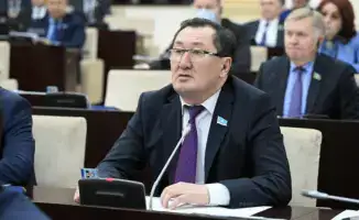 Наурызбай Байкадамов: сенатор уходит, голосование решает судьбу