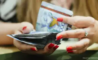 Зарплаты казахстанцев: рост или просто игра слов?