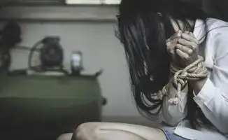 Заместитель министра внутренних дел Санжар Адилов сообщил о ходе расследования дела о сексуальном рабстве школьницы в Кызылорде, подчеркивая важность защиты прав детей и необходимость жестких мер против преступников. Клиенты, вовлеченные в это дело, прохо