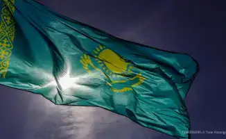 Казахстан: шаг к зрелости или танец на острие ножа?