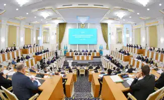 Сегодня, 5 февраля, в Казахстане началось восьмое заседание Конституционной комиссии, посвященное реформе Конституции. Трансляция заседания доступна для широкой аудитории, что позволяет гражданам следить за процессом обсуждения и внесения изменений в осно