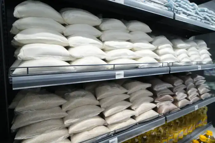 В Талдыкоргане ввели седьмой социальный магазин (3)