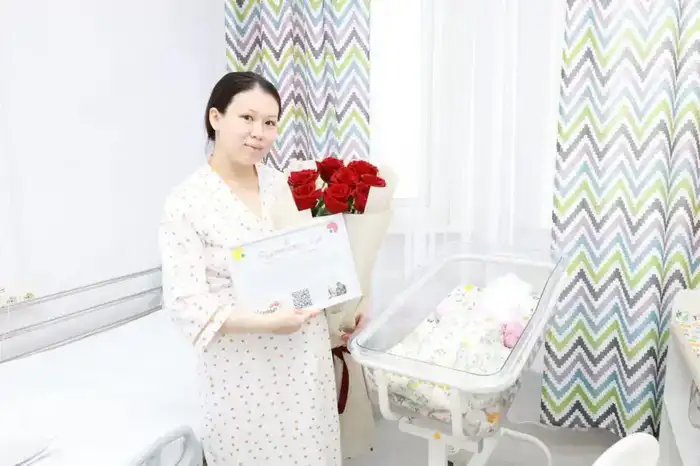 Необычный подарок получили новорожденные в День обновления в Астане (4)