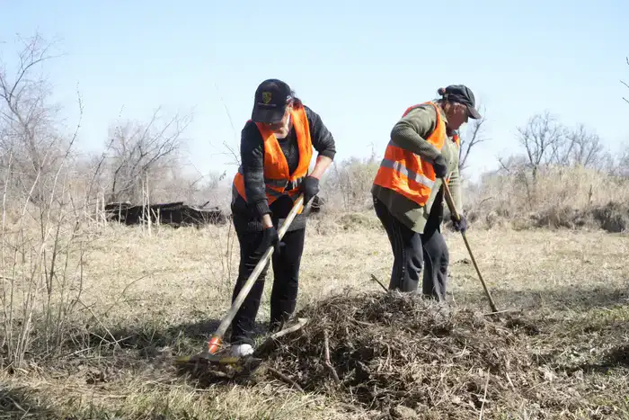 «7 OZEN»: в Жетісу очищены берега реки Коксу (8)