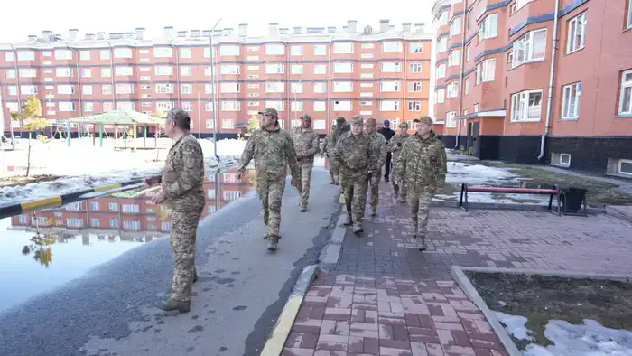 Глава МЧС определил задачи по модернизации воинских частей (10)