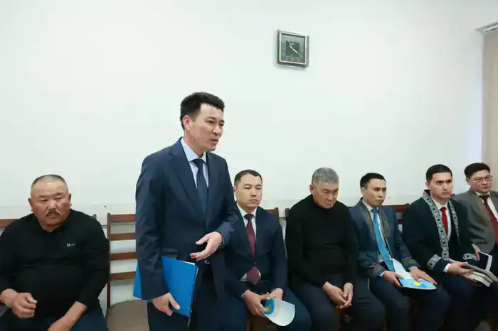 Ербол Карашукеев провел прием граждан (5)