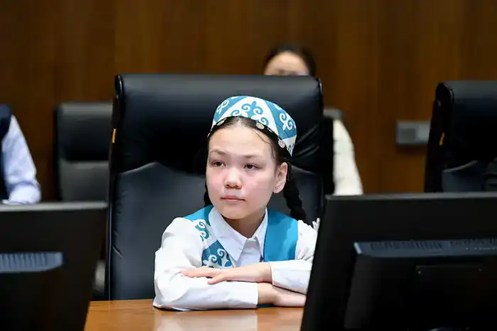 Аким области встретился с айтыскерами и деятелями искусства (8)