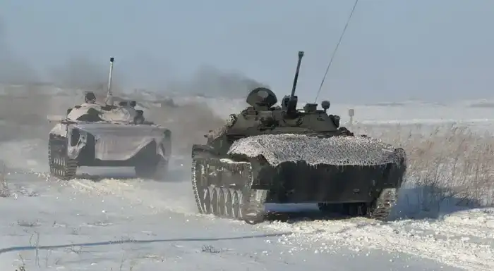 В Усть-Каменогорском гарнизоне подразделения механизированной бригады отработали огневое поражение целей (2)