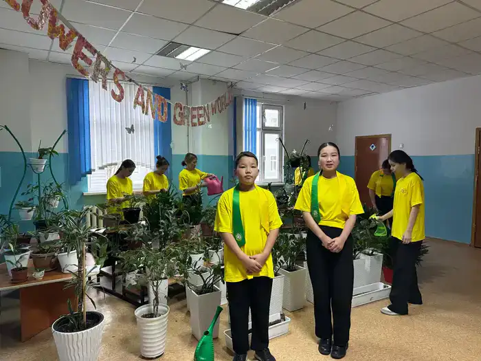 Молодёжь поддерживает экологию: в Шымкенте продолжается акция «Таза Қазақстан» (10)