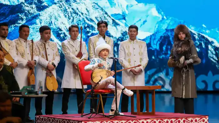 В ВКО состоялся республиканский командный айтыс «Алтайым – алтын бесігім» (9)