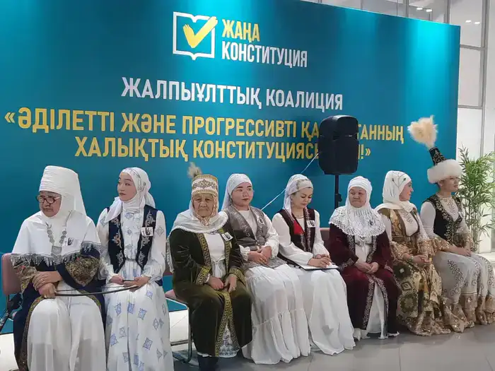 «Келін – қайын ененің топырағынан»: в Астане прошел необычный конкурс (3)