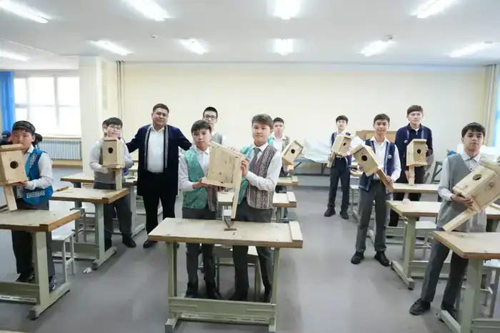 В Конаеве к празднику Наурыз прошла экологическая акция «Табиғат қанатында – Taza Life» (2)