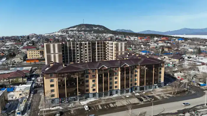 В преддверии Наурыза жители Бурабайского района получили квартиры (7)