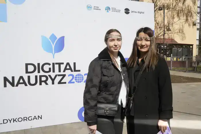 «Digital Nauryz» в Жетісу: с помощью ИИ жители смогли создать свои портреты в образе казахских батыров (5)