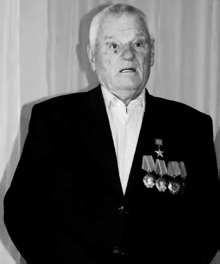 На месте происшествия: скончался Павел Тимофеевич Полянский, Герой Социалистического Труда и руководитель крестьянского хозяйства «Дородница»