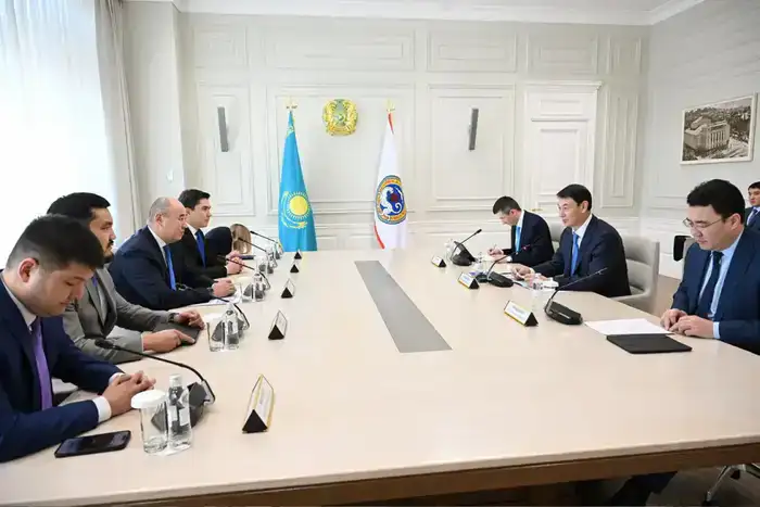 В Алматы обсудили меры поддержки и развития предпринимательства (6)