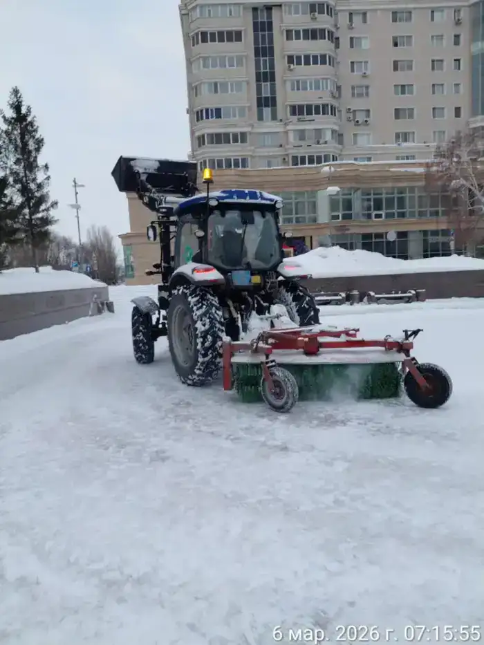 Более 3 тысяч дорожных рабочих задействовано в снегоуборочных работах в Астане