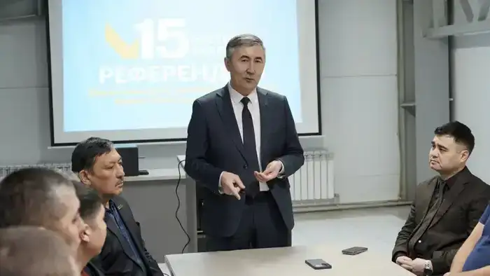 В ОБЛАСТИ АБАЙ ОБСУДИЛИ ПРОЕКТ НОВОЙ КОНСТИТУЦИИ С КОЛЛЕКТИВОМ ТОО «ARAI EAST FOOD» (10)