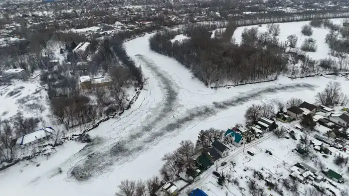 В регионах проводится мониторинг паводкоопасных участков и противопаводковые работы (8)