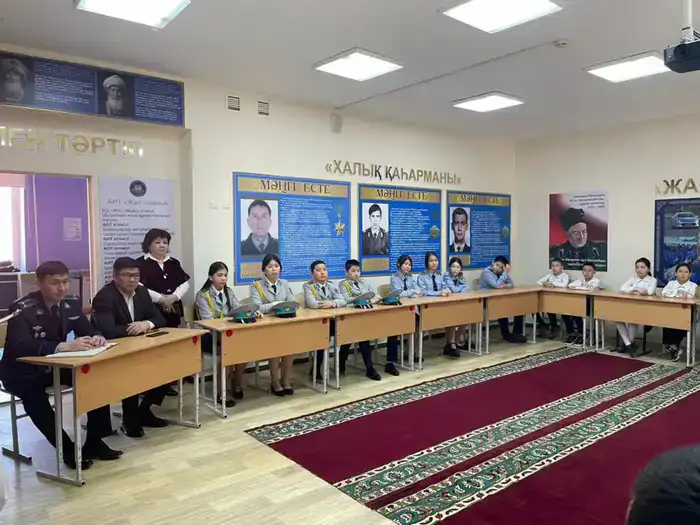 Школьники – новички в роли защитников дорожных правил!