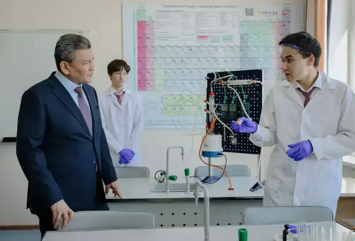 Аким области: Образование — ключ к будущему!