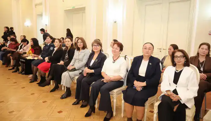 В Мангистау прошло торжественное мероприятие, приуроченное к Международному женскому дню (3)