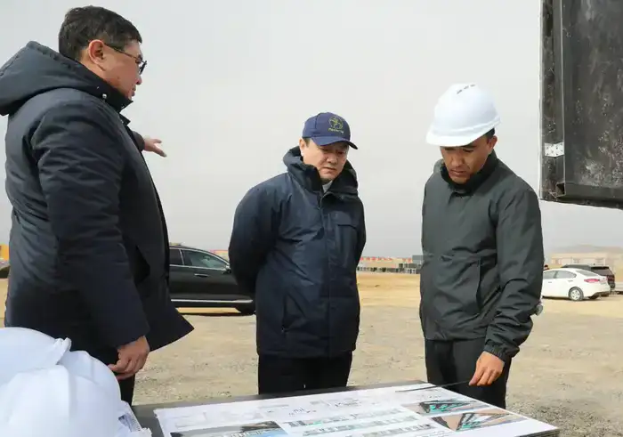 Нурдaулет Килыбай ознакомился со строительством автовокзала в Актау (2)