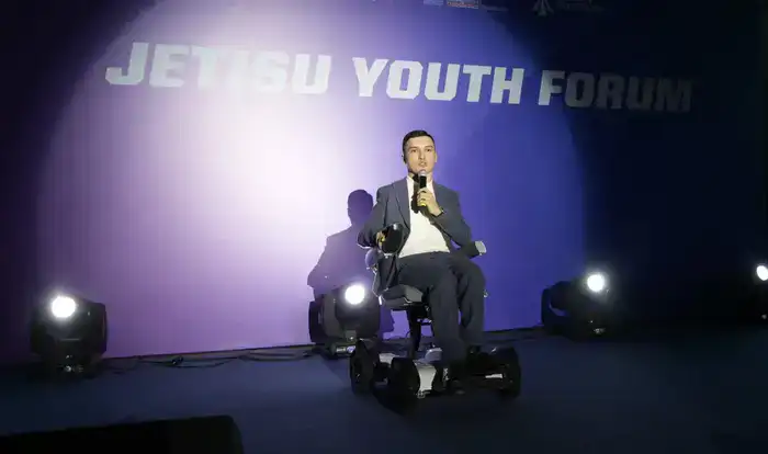 Открытие Международного года волонтеров прошло в Жетісу с участием 500 человек